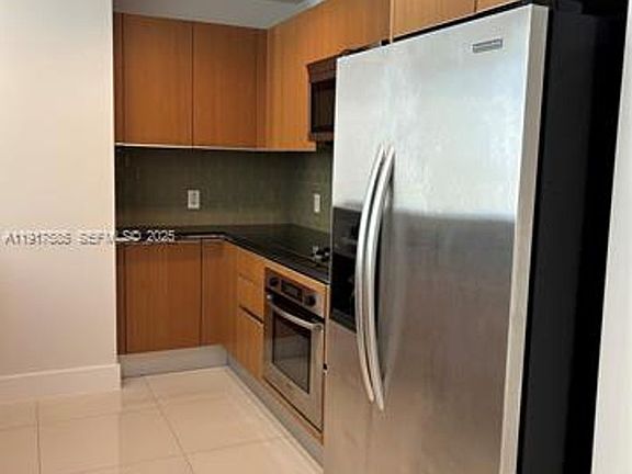 4th image of 1050 Brickell Ave APT 3014