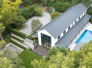 2 Bayview Avenue, Shelter Island Heights, NY 11965