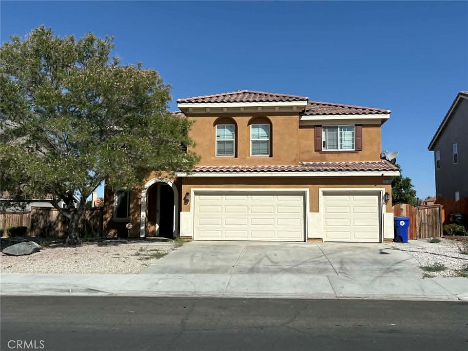 1st image of 15899 Yosemite St