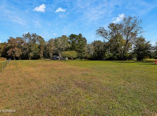 1014 Harrells Loop Rd, Jacksonville, NC 28540