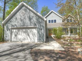 8640 S Lakeview Ridge Trl, Traverse City, MI 49684