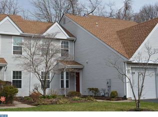 238 Birch Hollow Dr, Bordentown, NJ 08505