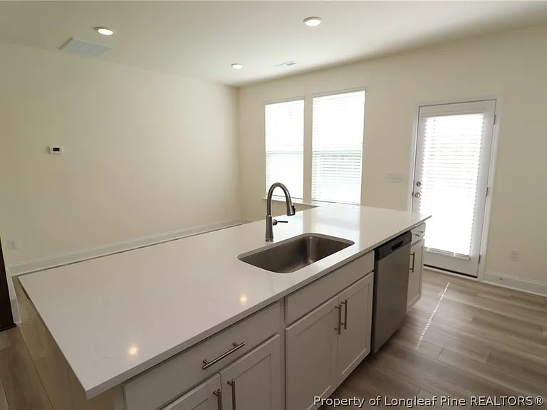 917 Kensley Grove Ln — Photo 18