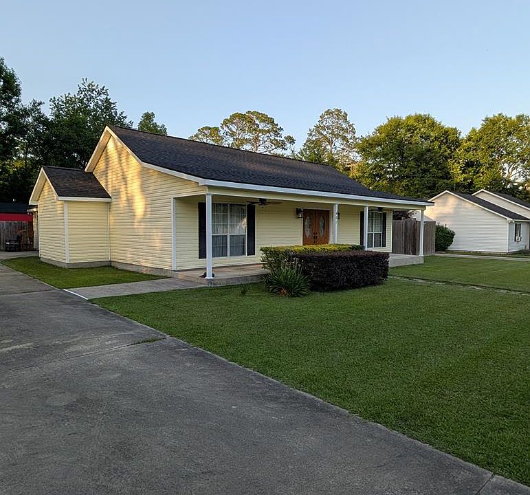 1st image of 407 Janice Ave