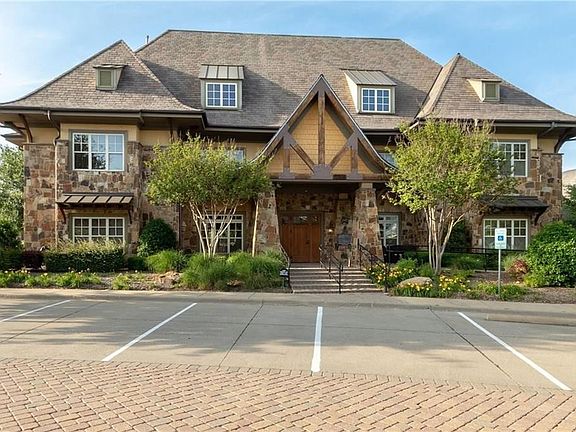 5th image of 8645 Gracewood Dr