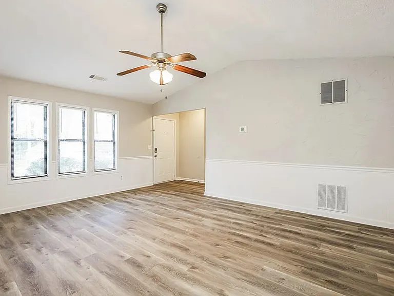 3111 Palomino Dr SW — Photo 5