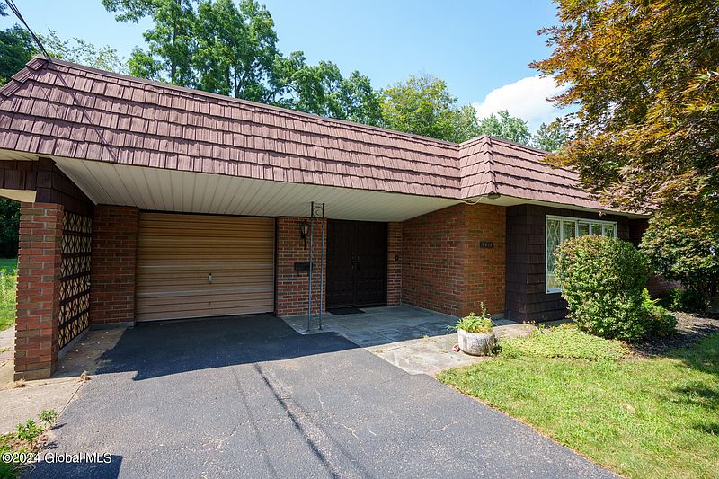 2nd image of 3441 Gari Lane
