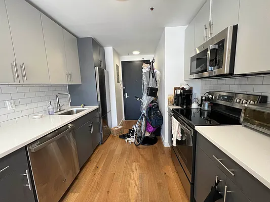 Rented by Rumah Realty Inc | media 7