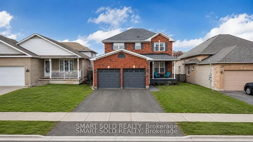 4 bed, $800 — Photo 1