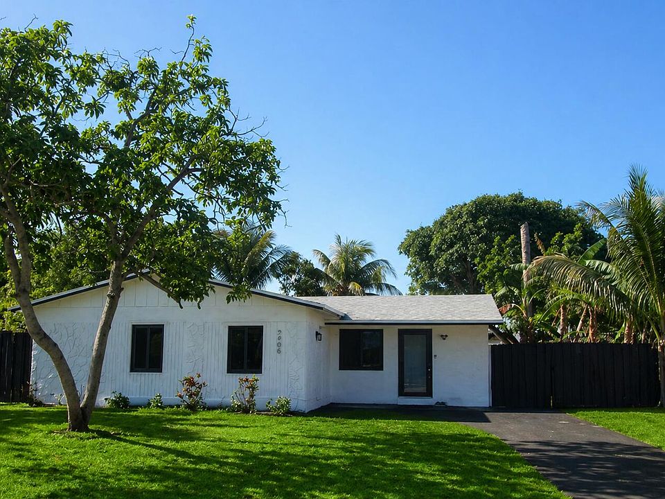 1st image of 7708 SW 9th Street