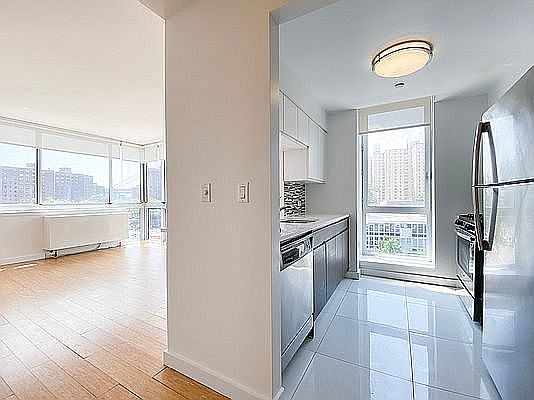 4th image of 310 E 2nd St APT 4J