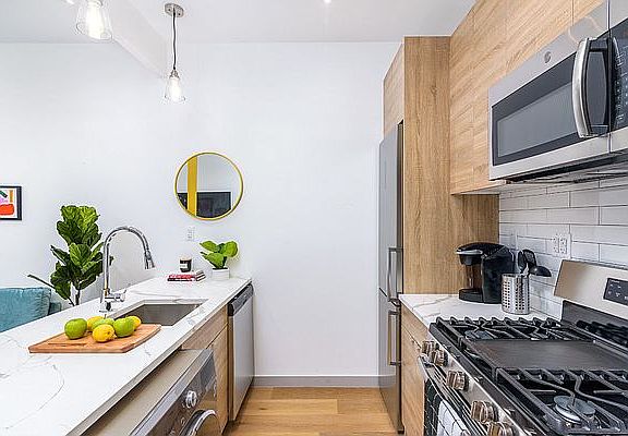 2nd image of 635 Sterling Pl #3F