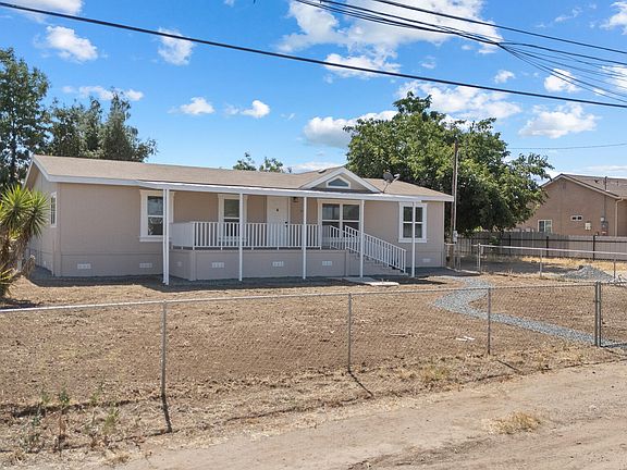 3rd image of 214 Baxley Street
