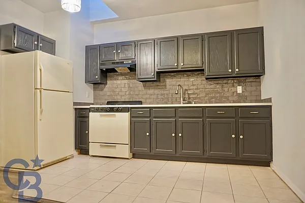 Rented by Coldwell Banker Reliable Real Estate | media 14