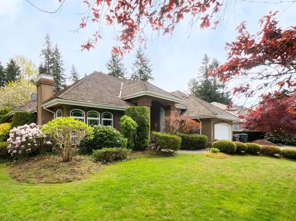 2488 138th St, Surrey, BC V4P 2M1