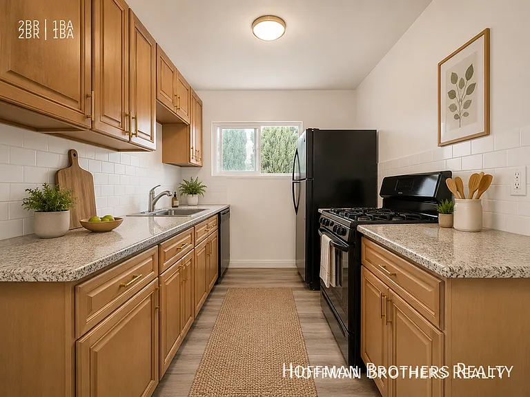 1320 S Ridgeley Dr #5 — Photo 2