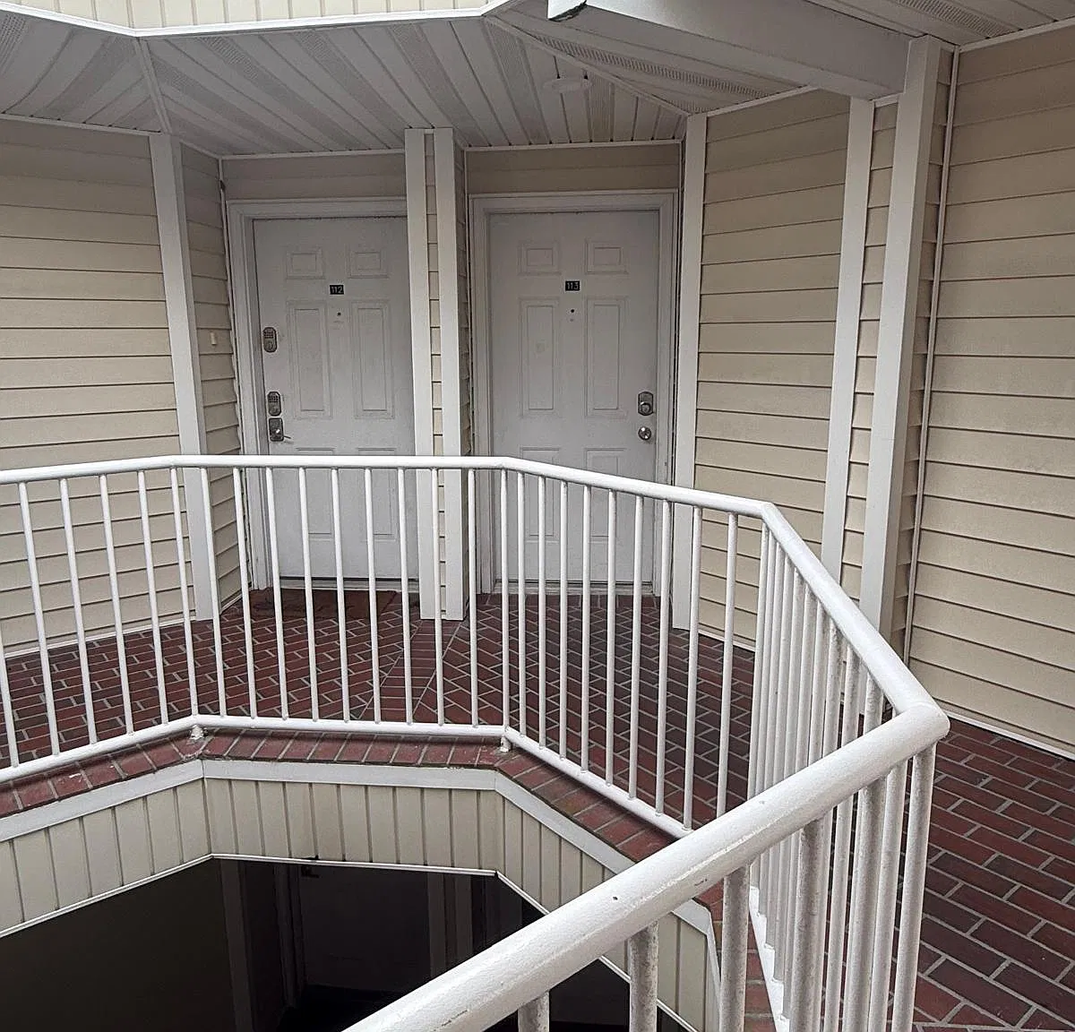2 bed, 820 sqft, $1,550 — Photo 4