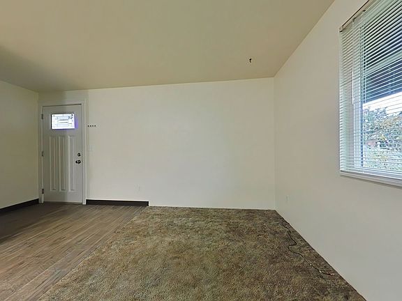3rd image of 1969 NW Grant Ave #2