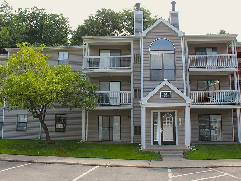 Summer Ridge — Photo 15