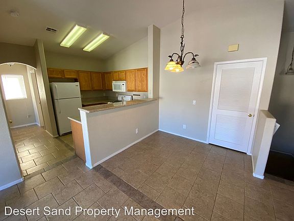 3rd image of 6067 Dry Bed St Unit 101