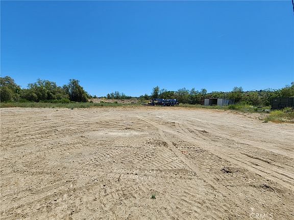 4th image of 24000 Hidden Ridge Rd