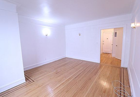 3rd image of 8602 Forest Pkwy #3F