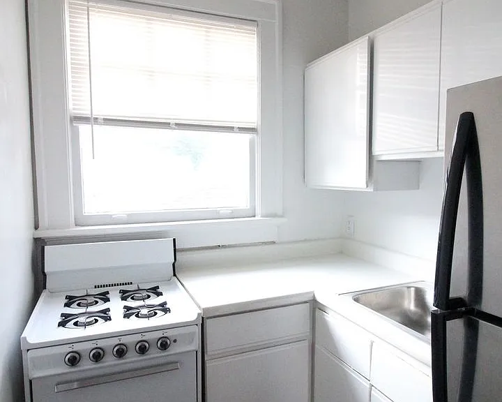 430 Ponce — Photo 13