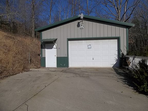 5th image of 1045 Disterdick Ln