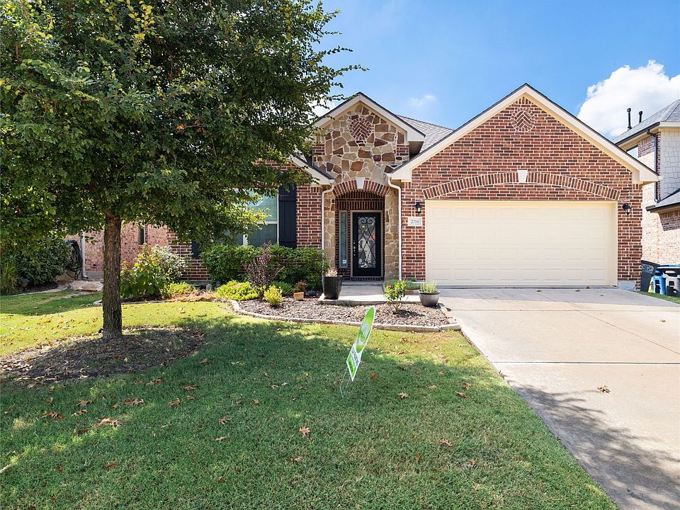1st image of 2716 Calmwood Dr