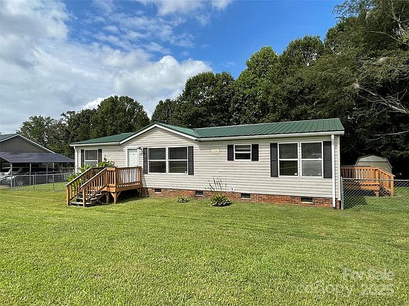 3rd image of 177 Titanium Dr