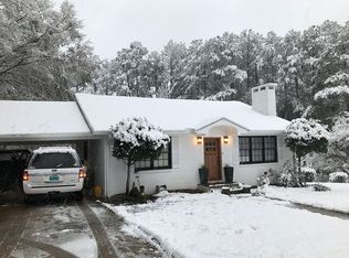 84 Lakeview Dr, Heflin, AL 36264