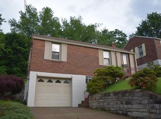 3840 Sunview Dr, Pittsburgh, PA
