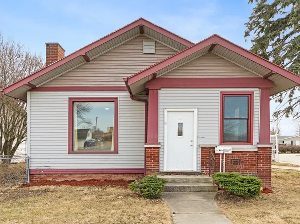 251 W Whitley St, Churubusco, IN 46723