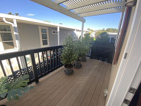 3rd image of 18 Pelican Cir #18