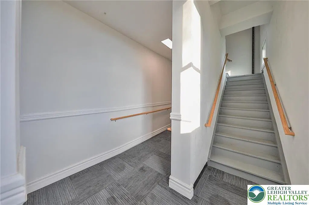 1 bed, 1.0 bath, 800 sqft, $1,695 — Photo 4