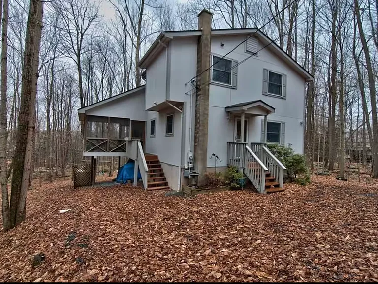 3550 Dogwood Ct — Photo 8