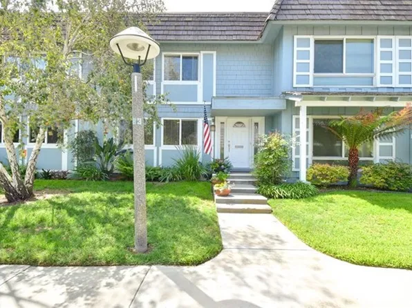 4028 Larwin Ave, Cypress, CA 90630