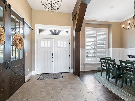 2nd image of 6281 Canyonwoods Dr
