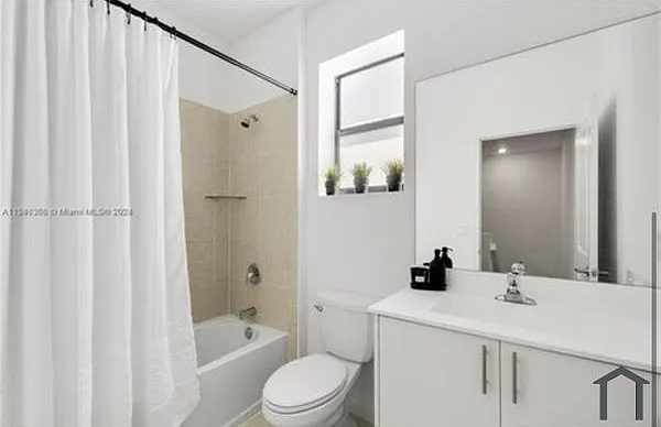 4 bed, 1398 sqft, $3,400 — Photo 3
