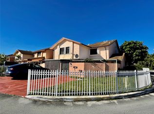 8093 Samari Lakes Dr #2252, Hialeah Gardens, FL 33016