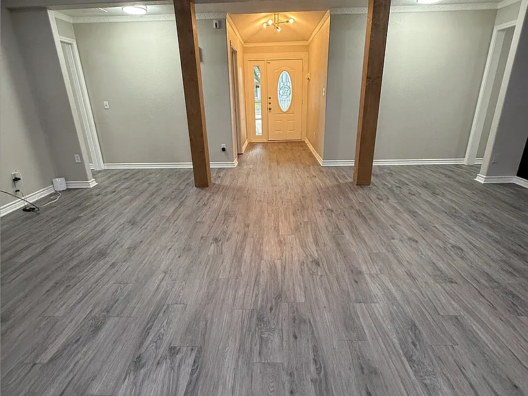 2425 Coleshire Dr — Photo 22