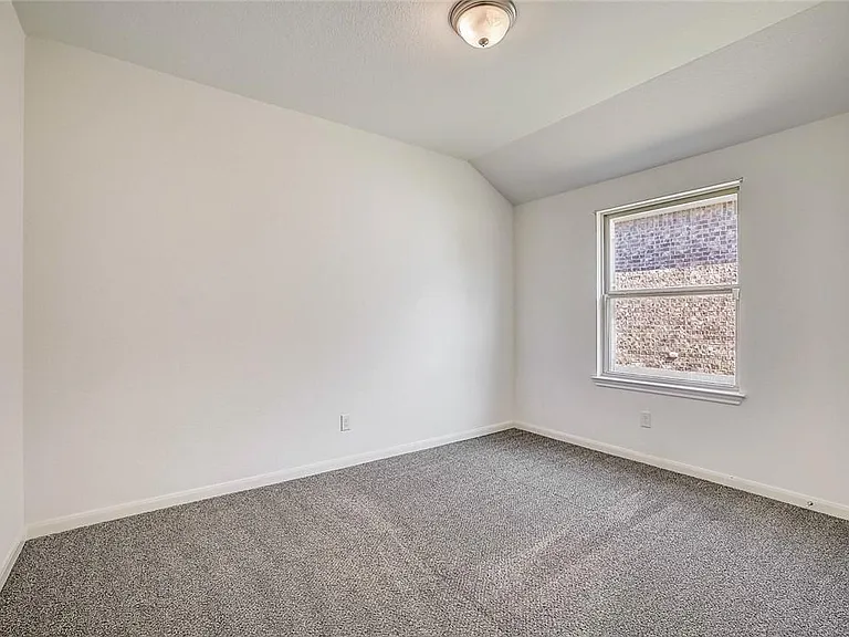 6736 Brindisi Pl — Photo 23