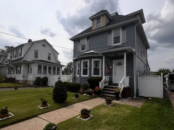 136 W Gibbons St, Linden City, NJ 07036