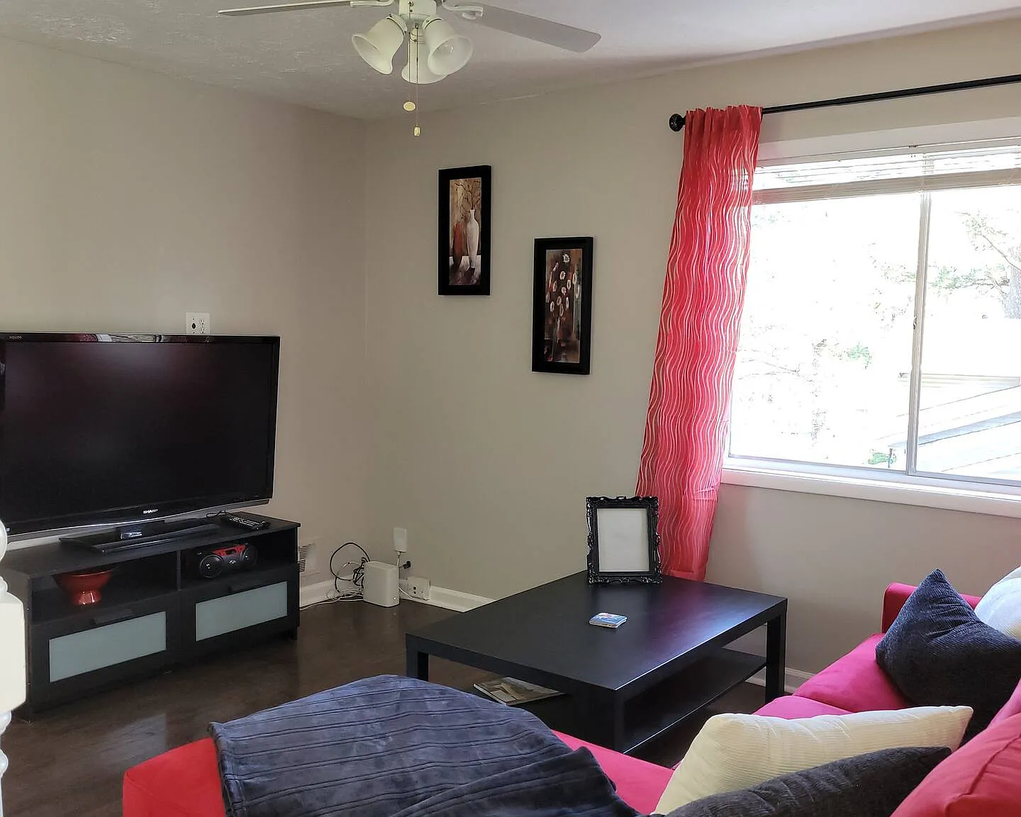4 bed, 2869 sqft, $3,500 — Photo 2