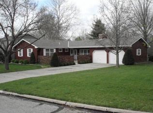 228 Providence Rd, Lawrence, KS 66049