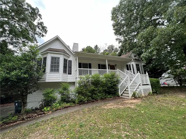 182 Villa Ridge Ct, Dallas, GA 30157