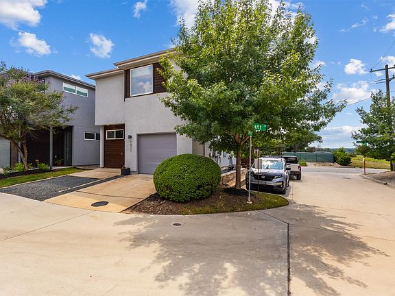 3rd image of 1011 Gallivant Ln