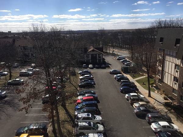 1st image of 2 Elmwood Park Dr APT 613