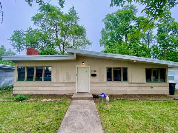 18747 Sherman St, Lansing, IL 60438