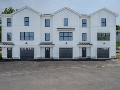 112 Genest St #17, Dracut, MA, 01826